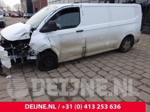 Ford Transit Custom 24-