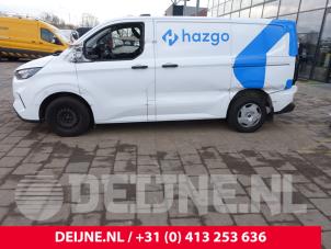 Ford Transit Custom 24-