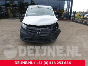 Mercedes Vito 14-