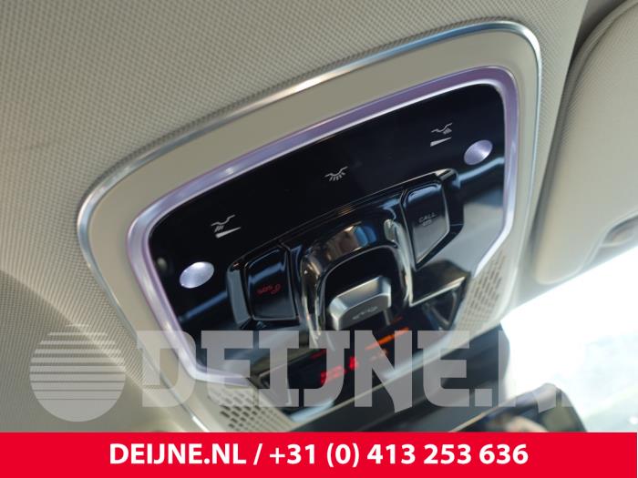 Lynk & Co 01 1.5 PHEV Sloopvoertuig (2021, Zwart)