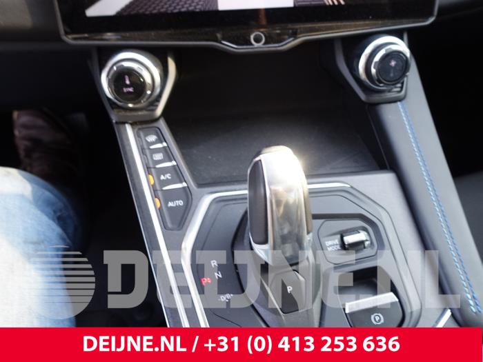 Lynk & Co 01 1.5 PHEV Sloopvoertuig (2021, Zwart)
