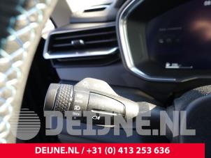 Lynk & Co 01 1.5 PHEV Sloopvoertuig (2021, Zwart)