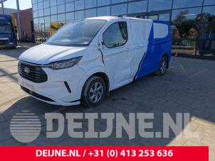 Ford Transit Custom 24-