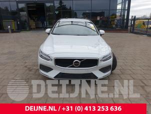 Volvo V60 19-