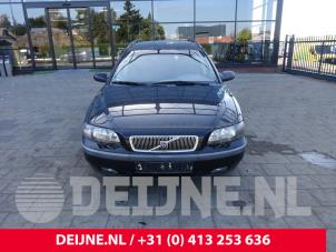 Volvo V70 01-