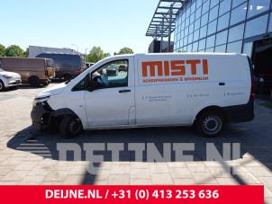 Mercedes Vito 14-