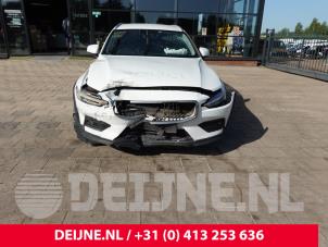 Volvo V60 19-