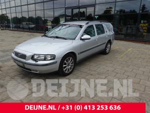 Volvo V70 01-