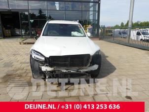 Volvo XC90 16-