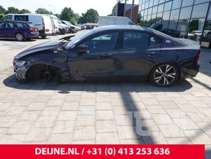 Volvo S60 19-
