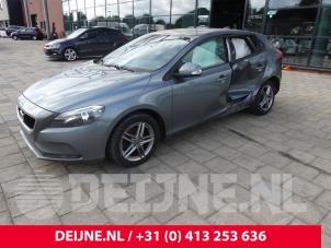Volvo V40 12-