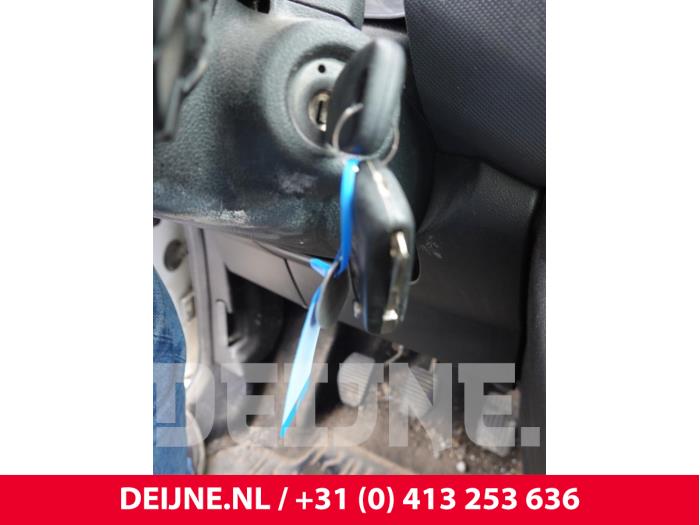 Peugeot Partner 1.6 HDI 90 Sloopvoertuig (2015, Wit)