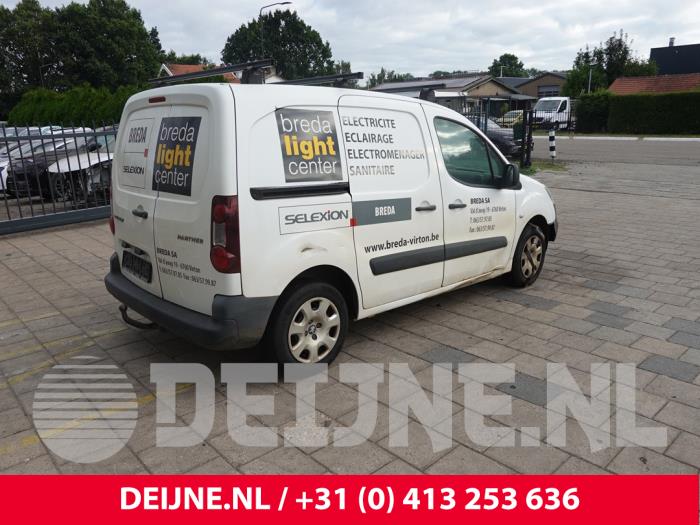 Peugeot Partner 1.6 HDI 90 Sloopvoertuig (2015, Wit)
