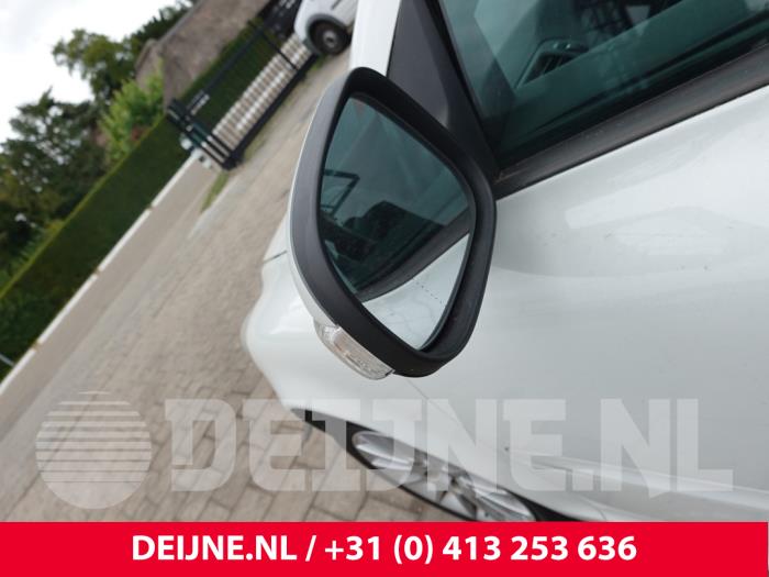 Volvo C70 2.0 D3 20V Sloopvoertuig (2011, Wit)