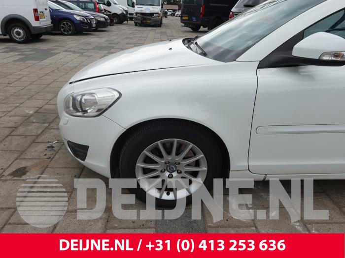 Volvo C70 2.0 D3 20V Sloopvoertuig (2011, Wit)