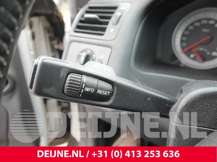 Volvo C70 2.0 D3 20V Sloopvoertuig (2011, Wit)
