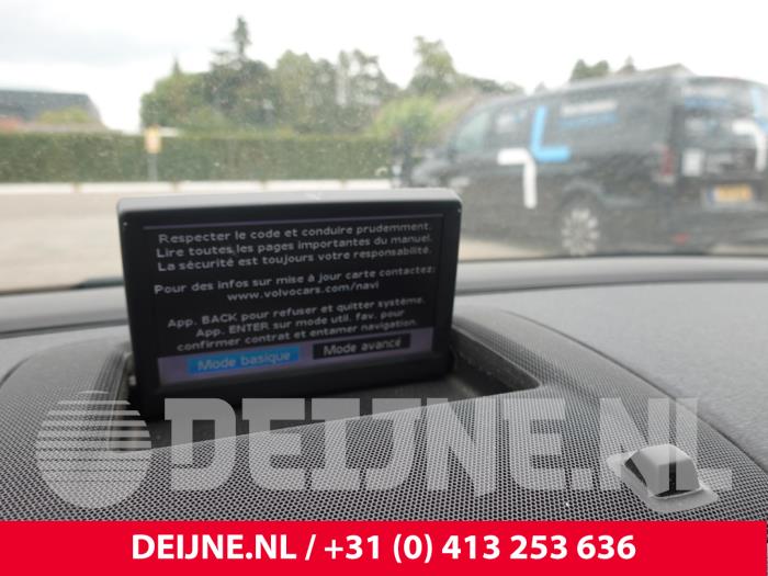 Volvo C70 2.0 D3 20V Sloopvoertuig (2011, Wit)