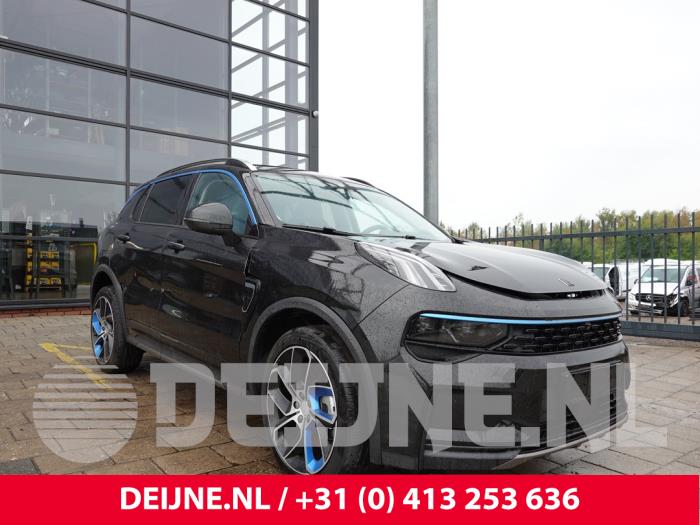 Lynk & Co 01 Sicherungskasten O323580
