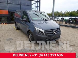 Mercedes Vito Zonneklep O326782 Donorvoertuig