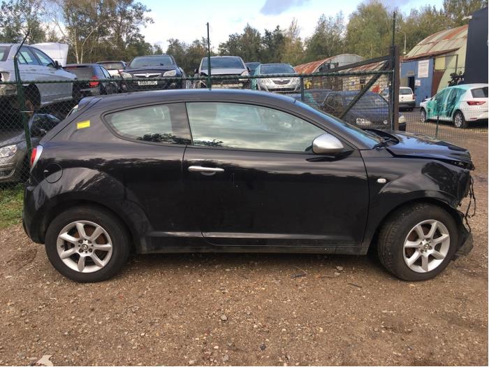 Alfa Romeo MiTo 1.4 Sloopvoertuig (2012, Metallic, Zwart)