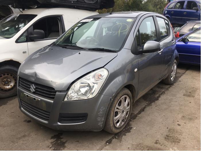 Suzuki Splash 1.0 12V Sloopvoertuig (2014, Metallic, Muisgrijs)