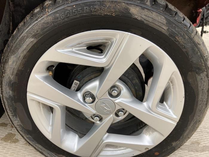 Hyundai i10 1.2 CNG 16V Sloopvoertuig (2021, Bordeaux)