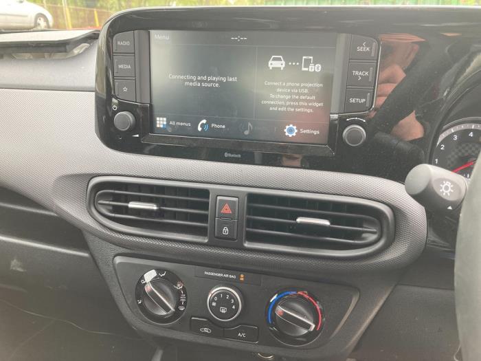 Hyundai i10 1.2 CNG 16V Sloopvoertuig (2021, Bordeaux)