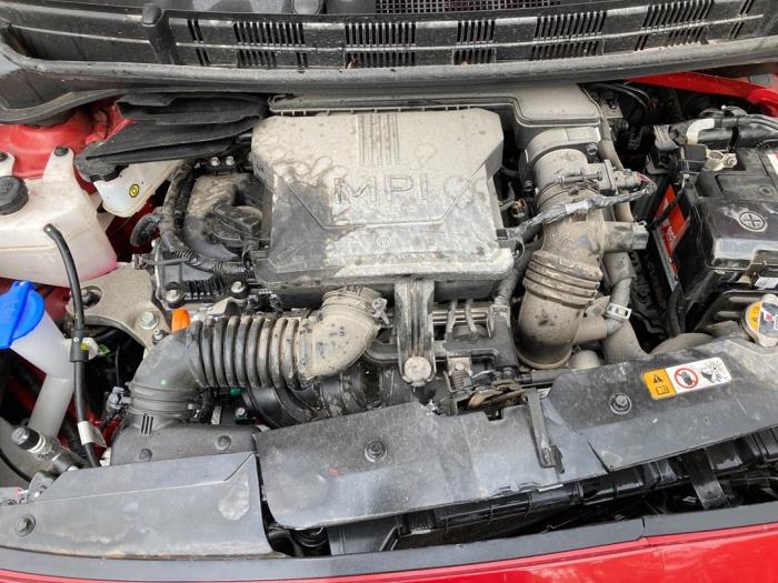 Hyundai i10 1.2 CNG 16V Sloopvoertuig (2021, Bordeaux)