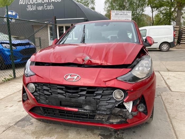 Hyundai i10 1.2 CNG 16V Sloopvoertuig (2021, Bordeaux)