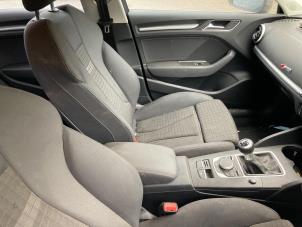 Audi A3 Limousine 2.0 TDI 16V Sloopvoertuig (2017, Muisgrijs)