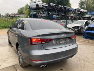 Audi A3 Limousine 2.0 TDI 16V Sloopvoertuig (2017, Muisgrijs)