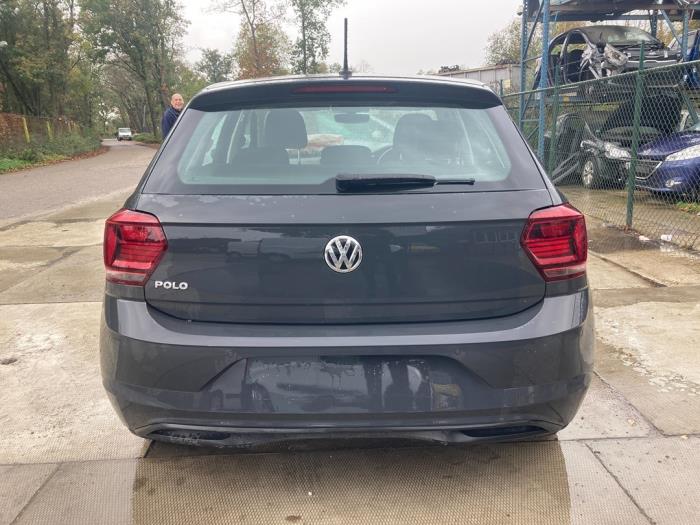 Volkswagen Polo VI 1.0 TSI 12V Sloopvoertuig (2020, Grijs)