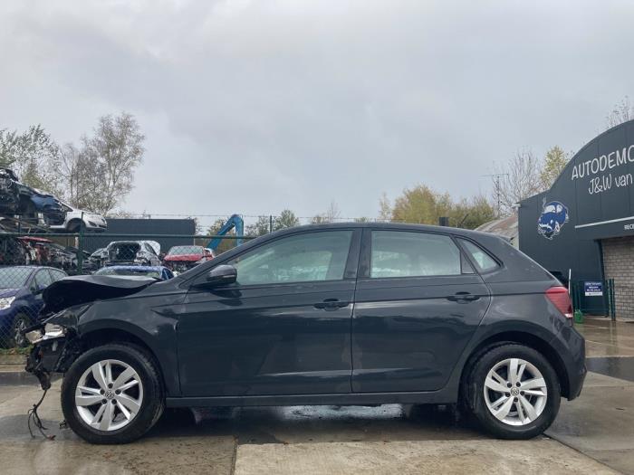Volkswagen Polo VI 1.0 TSI 12V Sloopvoertuig (2020, Grijs)