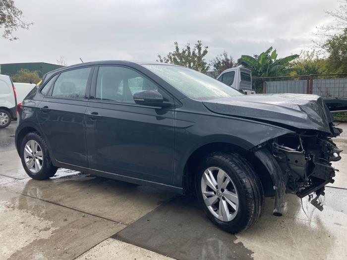 Volkswagen Polo VI 1.0 TSI 12V Sloopvoertuig (2020, Grijs)