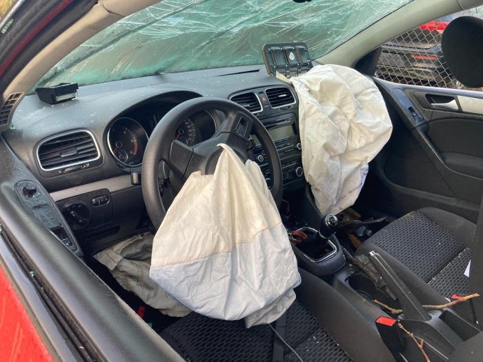 Volkswagen Golf VI 1.6 TDI 16V Sloopvoertuig (2011, Rood)