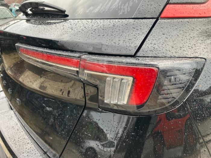 Opel Mokka 1.2 Turbo 12V Sloopvoertuig (2022, Zwart)