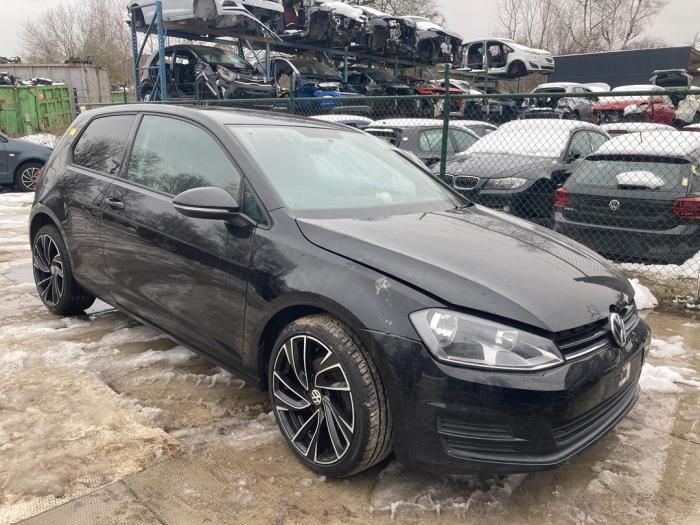 Volkswagen Golf VII 1.2 TSI 16V Sloopvoertuig (2017, Zwart)
