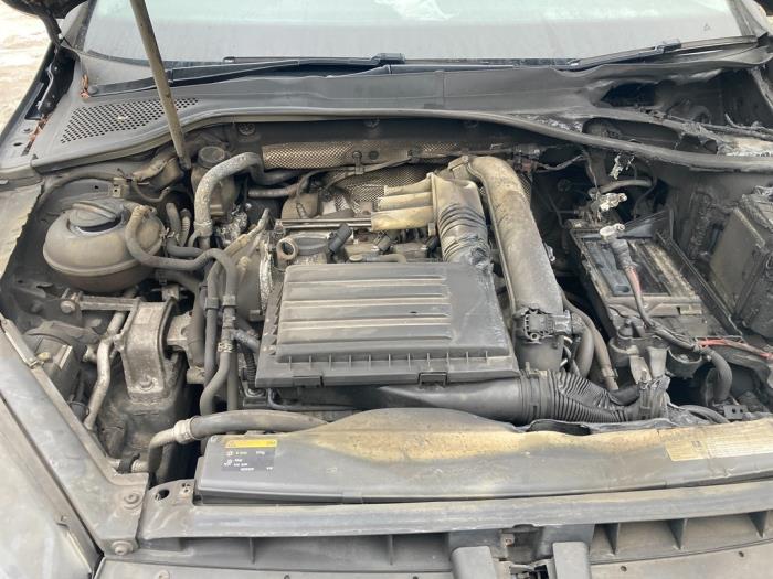 Volkswagen Golf VII 1.2 TSI 16V Sloopvoertuig (2017, Zwart)