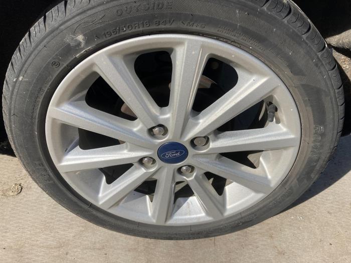 Ford Fiesta 6 1.0 EcoBoost 12V 125 Sloopvoertuig (2017, Blauw)