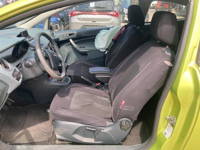 Ford Fiesta 6 1.25 16V Sloopvoertuig (2010, Groen)