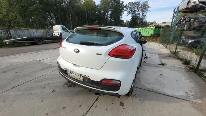 Kia Cee'd 1.6 CRDi 16V VGT Sloopvoertuig (2014, Wit)