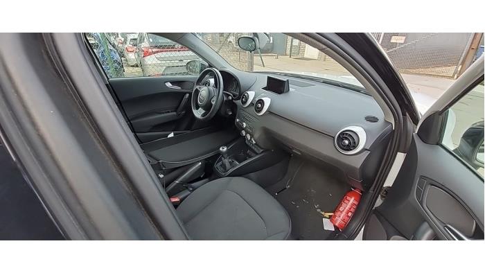 Audi A1 Sportback 1.2 TFSI Sloopvoertuig (2014, Wit)
