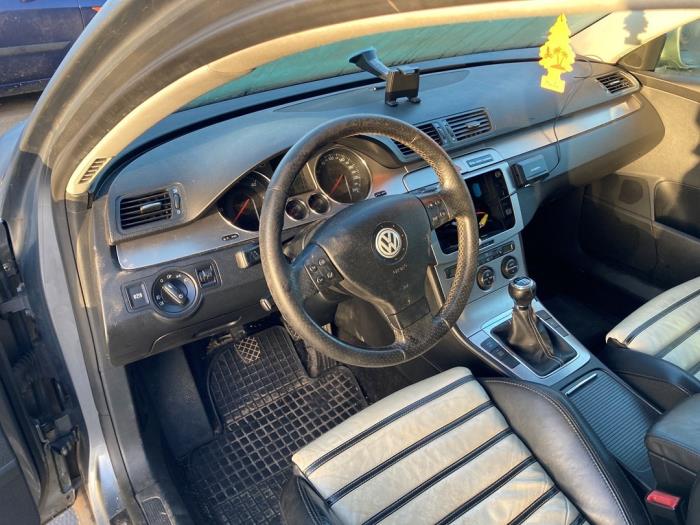 Volkswagen Passat Variant 2.0 TDI 16V 170 Sloopvoertuig (2008, Licht, Muisgrijs)