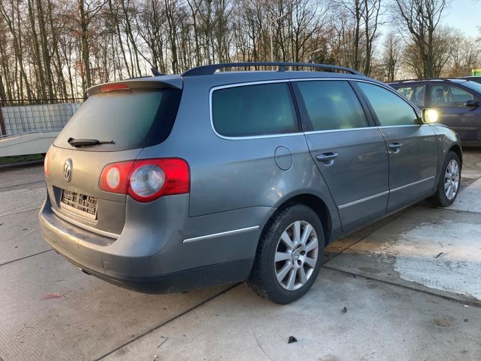 Volkswagen Passat Variant 2.0 TDI 16V 170 Sloopvoertuig (2008, Licht, Muisgrijs)