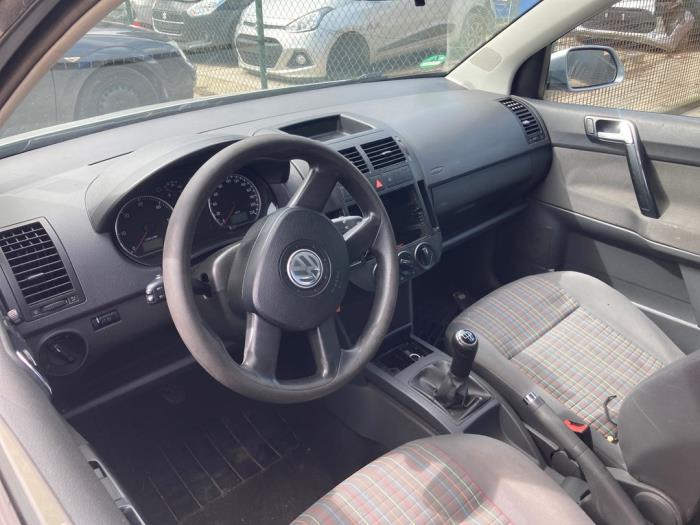 Volkswagen Polo IV 1.9 TDI 100 Sloopvoertuig (2005, Grijs)