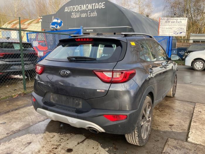 Kia Stonic 1.0i T-GDi 12V Sloopvoertuig (2018, Muisgrijs, Grijs)