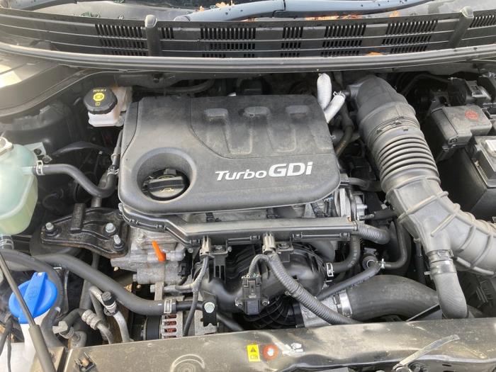 Kia Stonic 1.0i T-GDi 12V Sloopvoertuig (2018, Muisgrijs, Grijs)