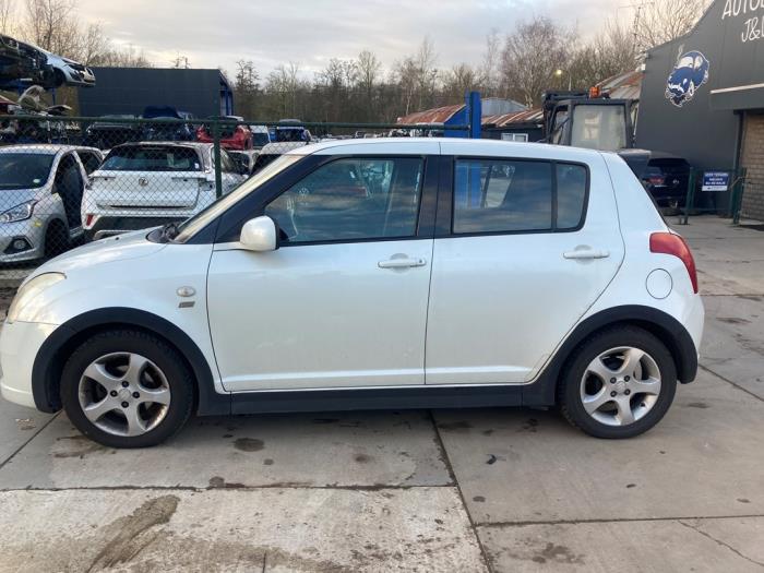 Suzuki Swift 1.3 VVT 16V Sloopvoertuig (2007, Wit)