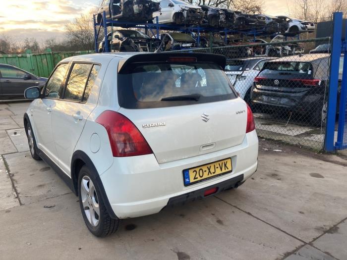 Suzuki Swift 1.3 VVT 16V Sloopvoertuig (2007, Wit)