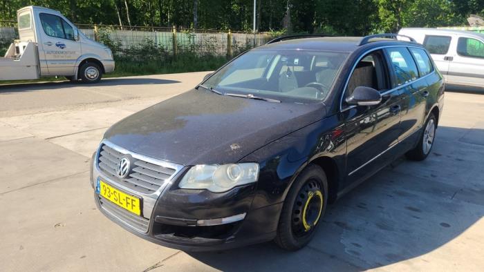 Volkswagen Passat Variant 2.0 FSI 16V Sloopvoertuig (2006, Zwart)